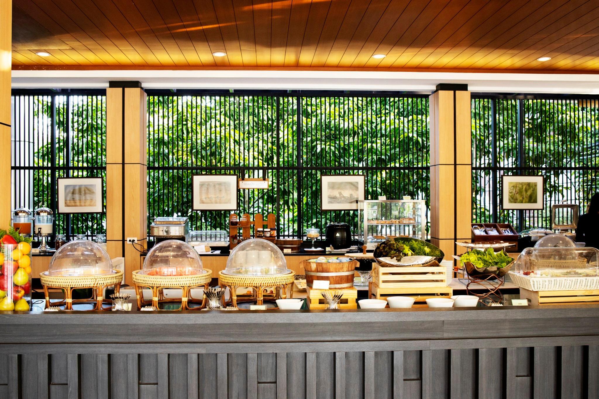 Đồ ăn và thức uống