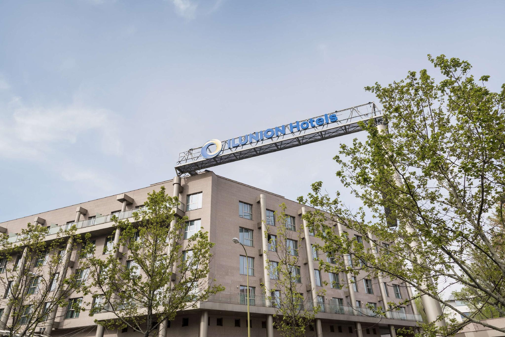 Ngoại cảnh khách sạn