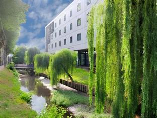 Ngoại cảnh khách sạn