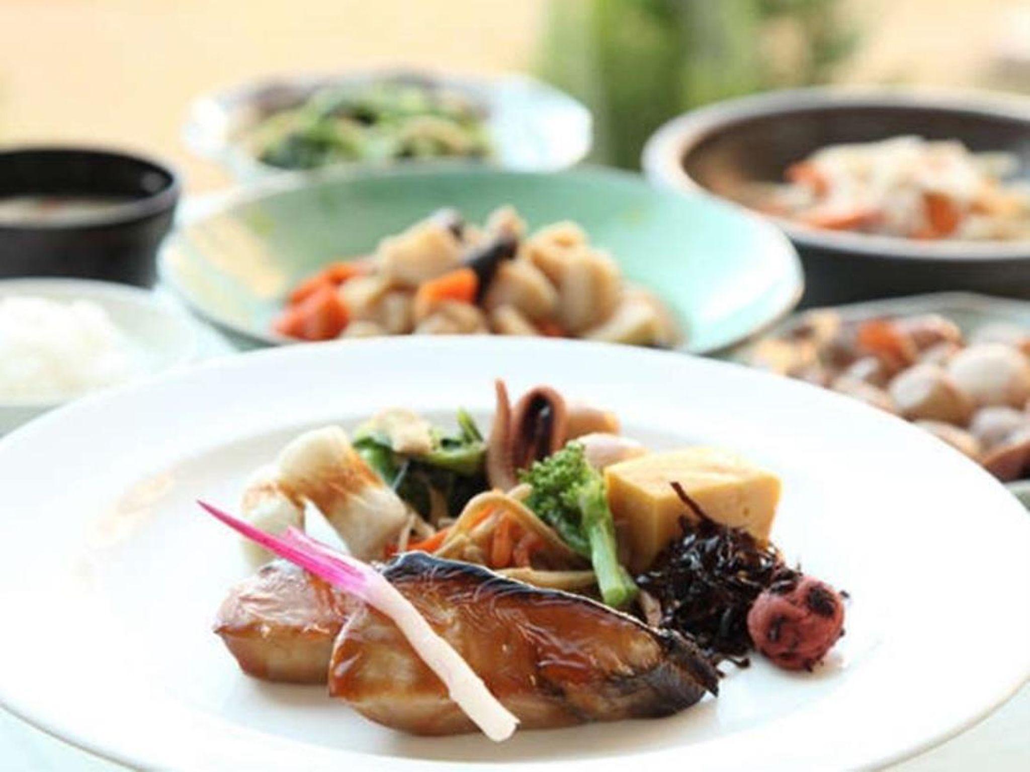 Đồ ăn và thức uống