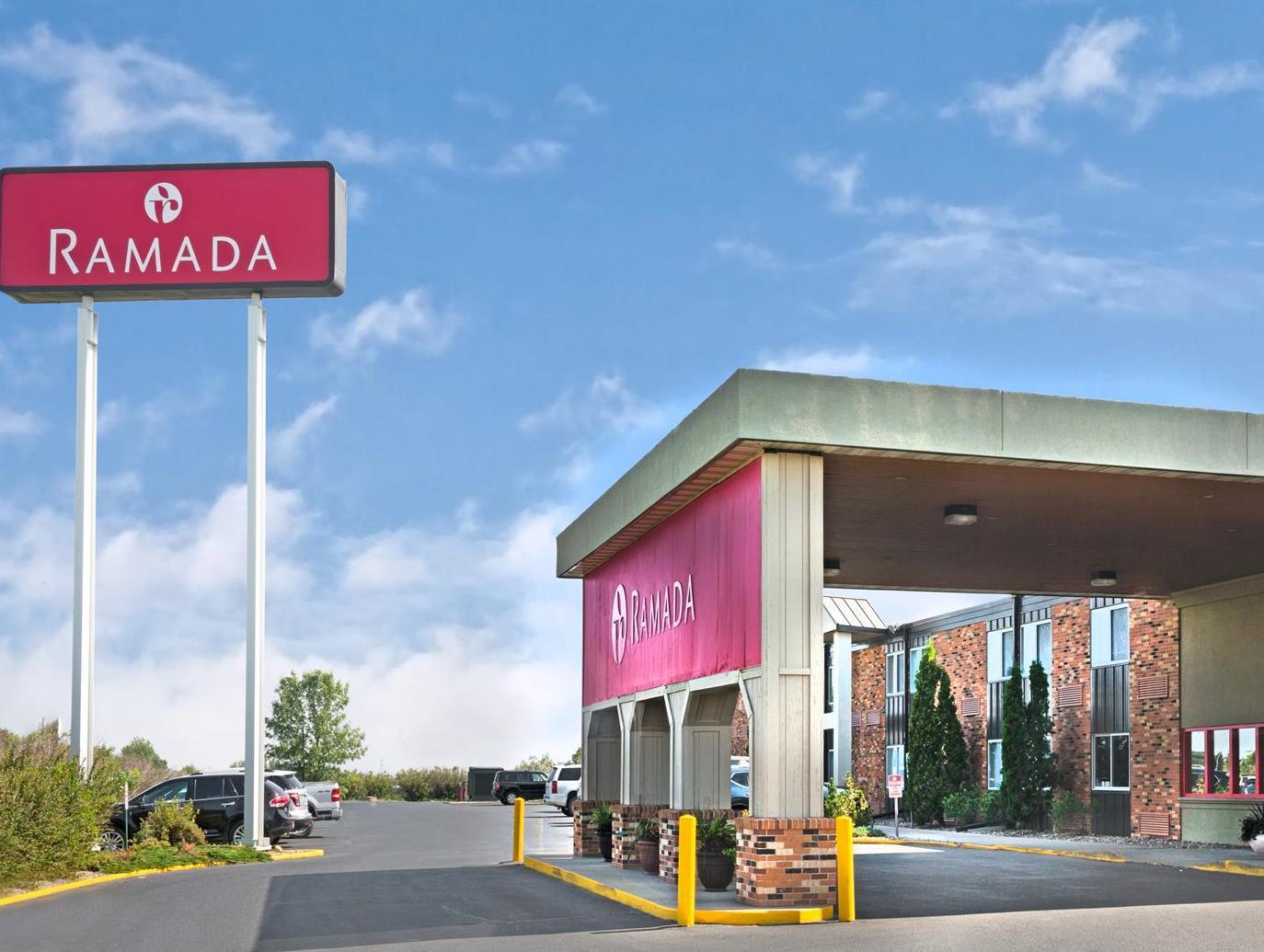 Ngoại cảnh khách sạn