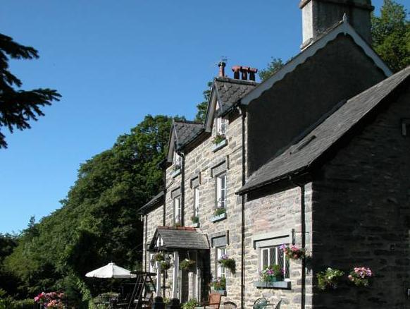 Ngoại cảnh khách sạn