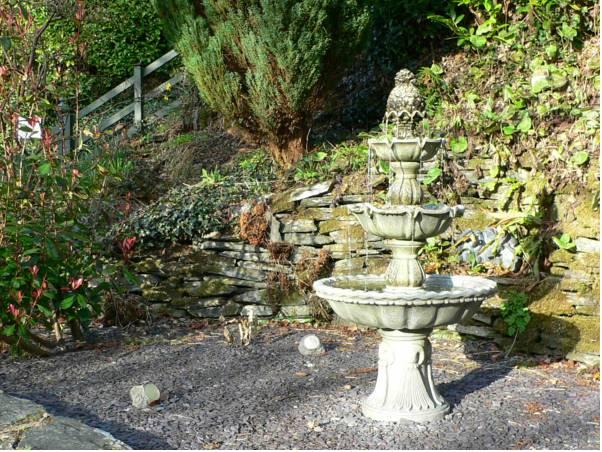 Khu vực xung quanh