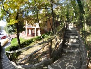 Khu vực xung quanh