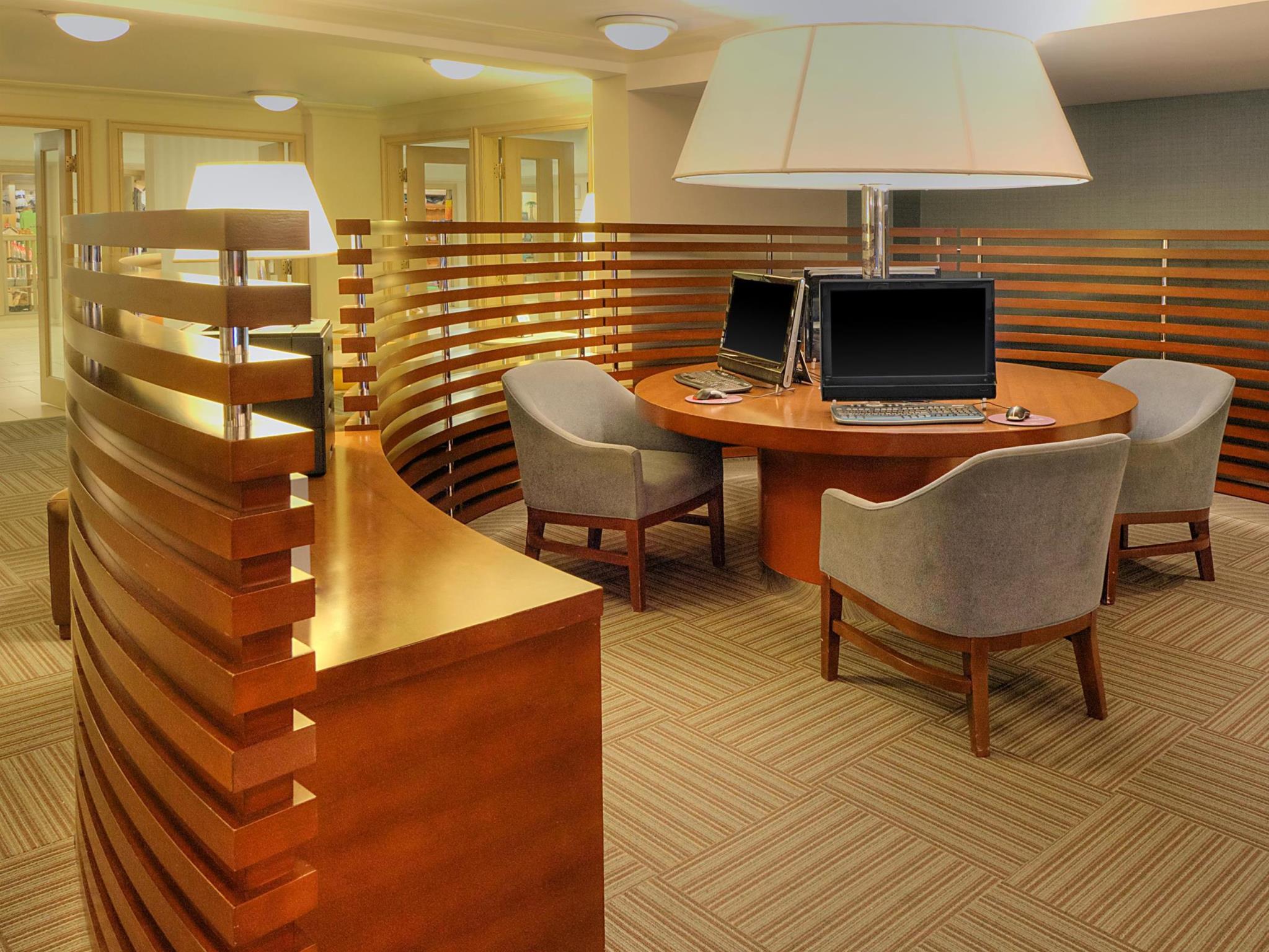 Trung tâm hội nghị