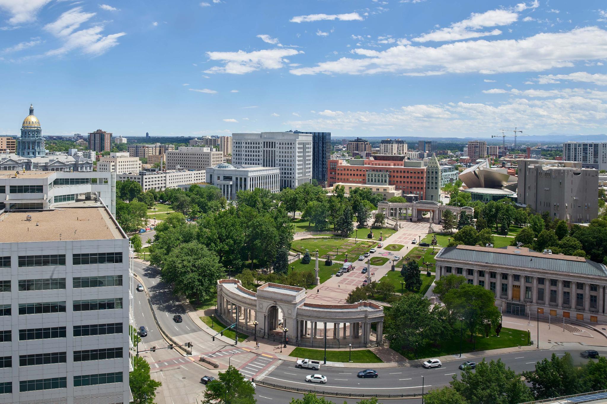 Ngoại cảnh khách sạn