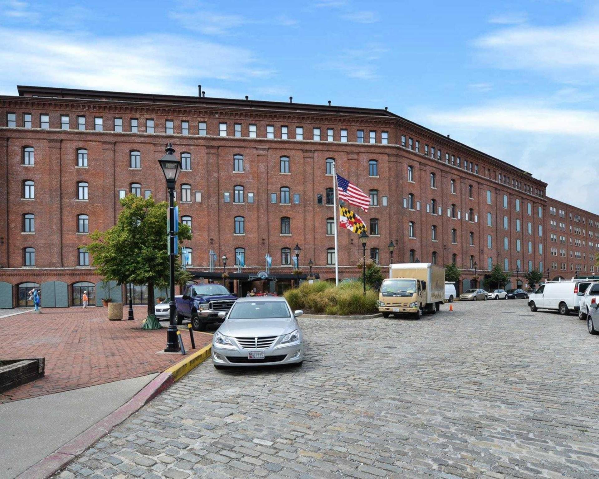 Ngoại cảnh khách sạn