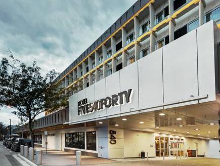 Ngoại cảnh khách sạn