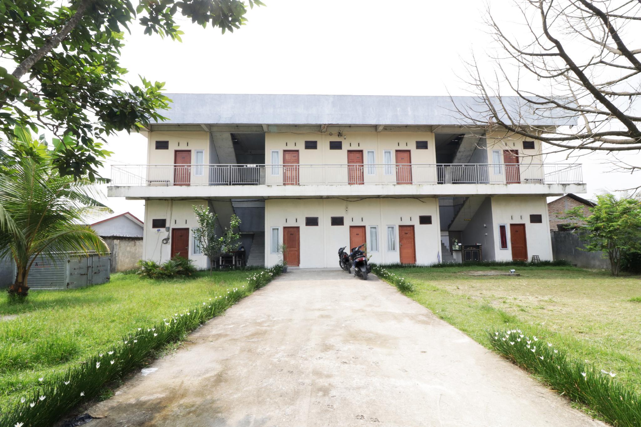 Ngoại cảnh khách sạn