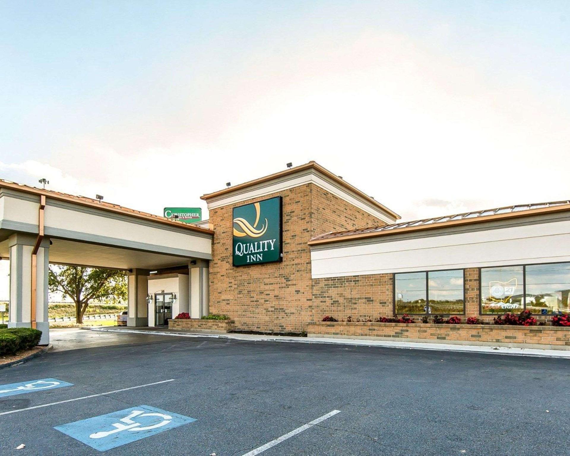 Ngoại cảnh khách sạn