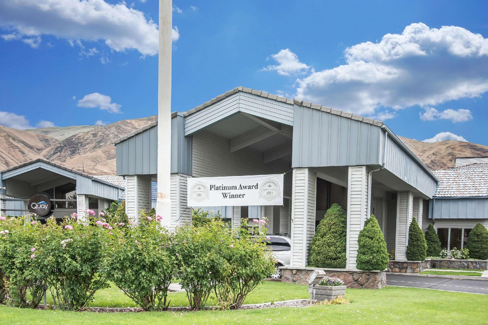 Ngoại cảnh khách sạn