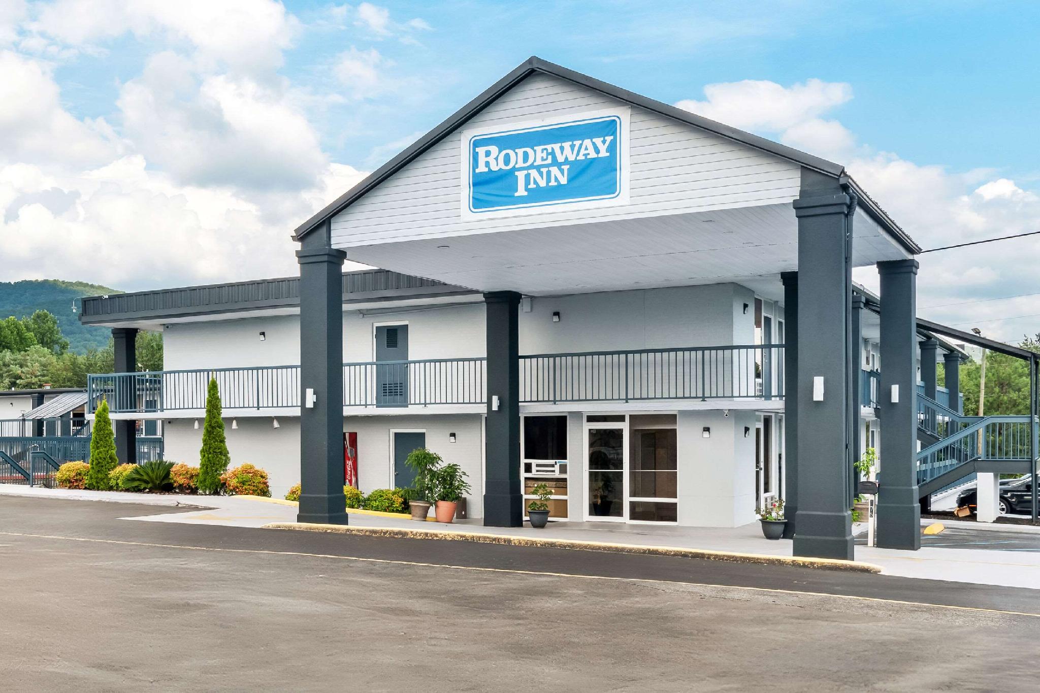 Ngoại cảnh khách sạn