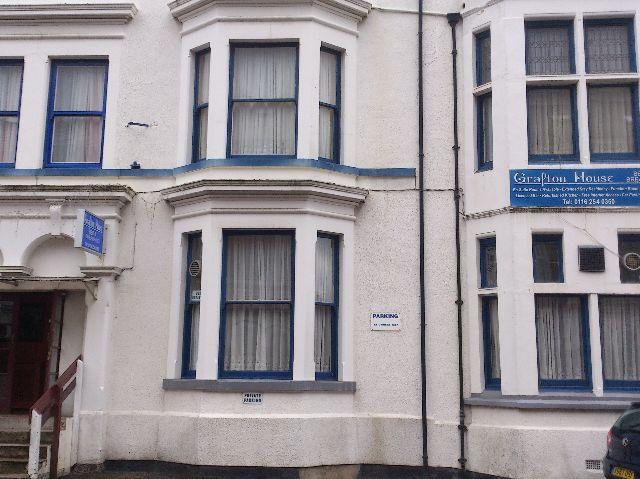 Ngoại cảnh khách sạn