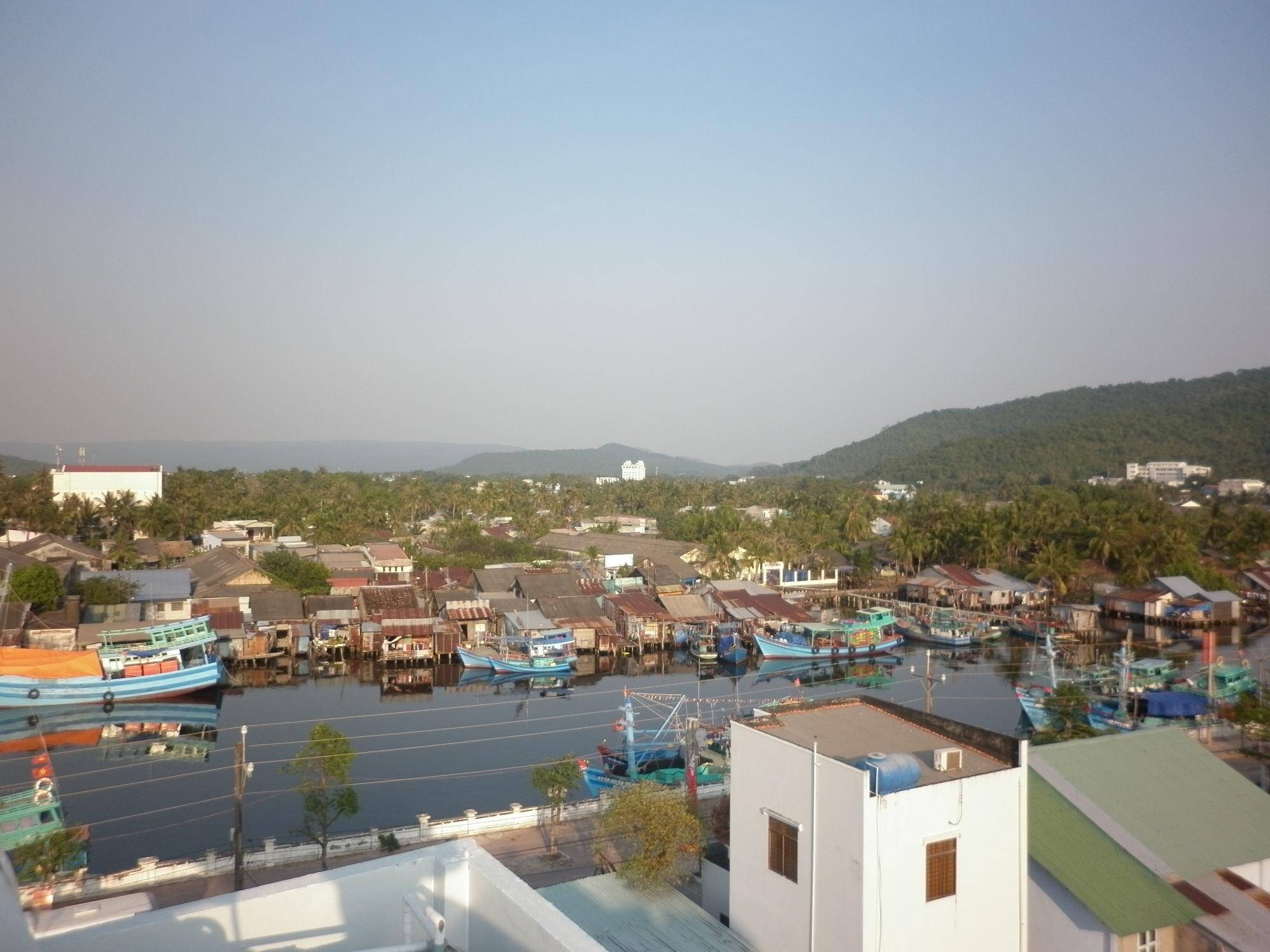 Ngoại cảnh khách sạn