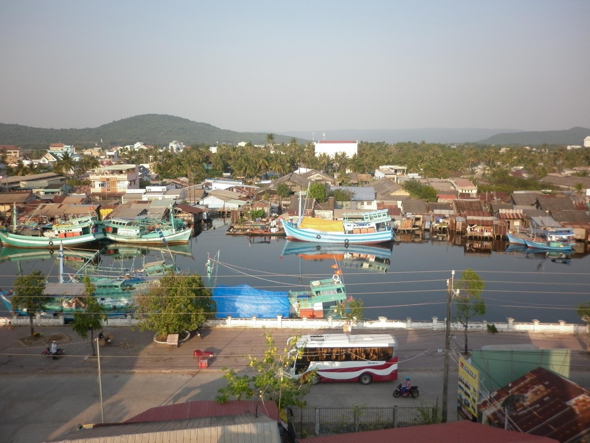 Ngoại cảnh khách sạn