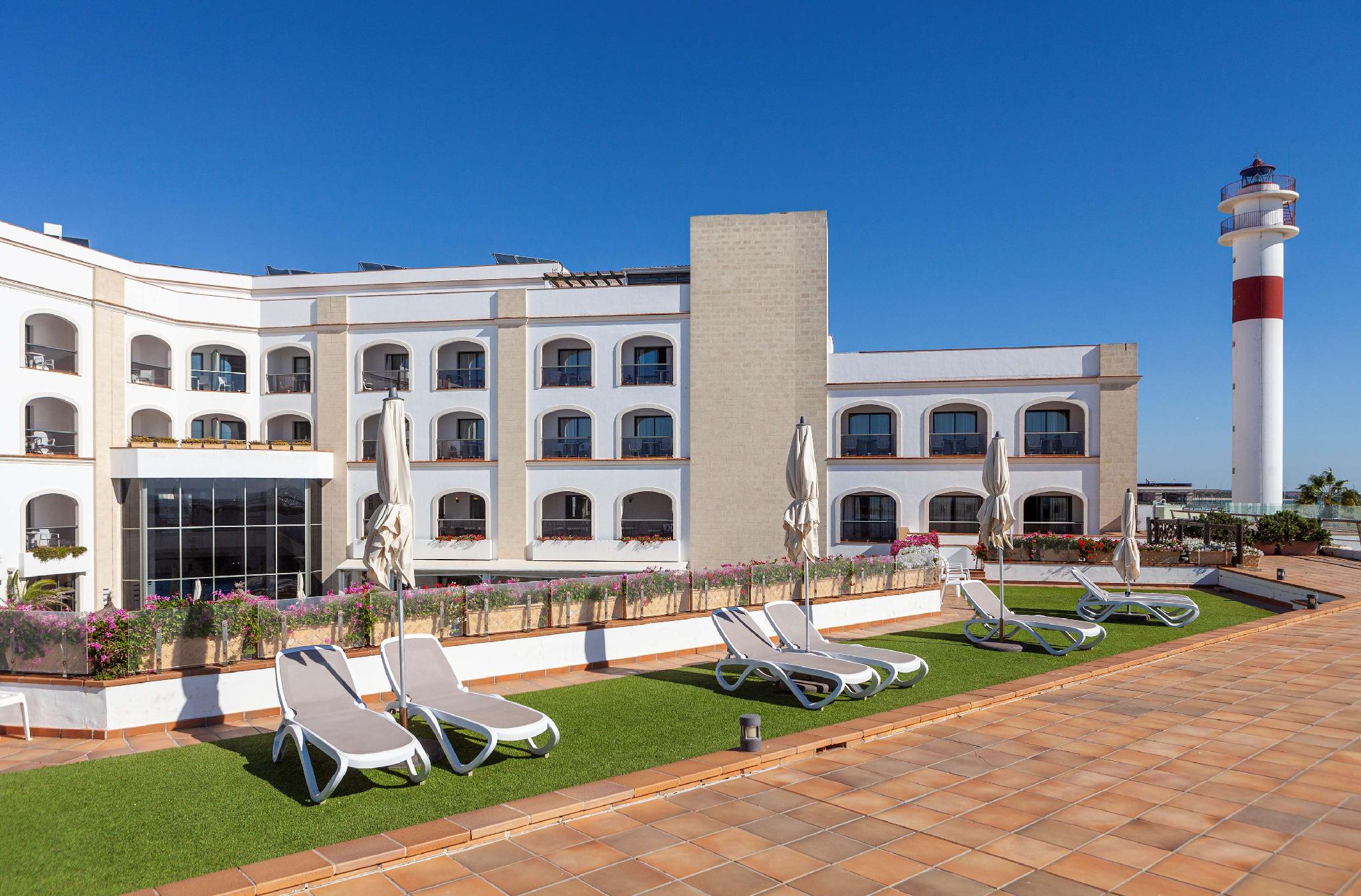 Ngoại cảnh khách sạn