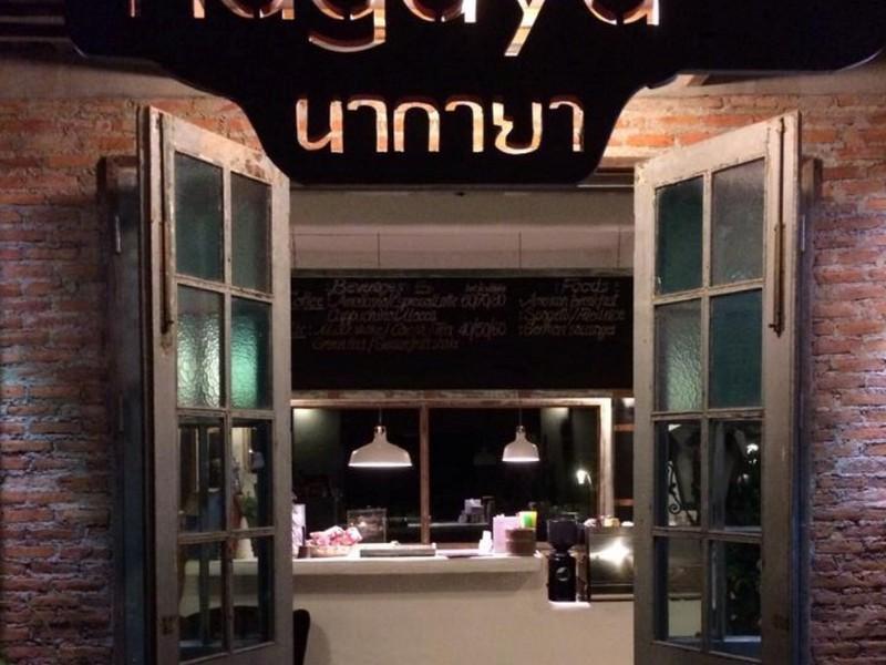 Ngoại cảnh khách sạn