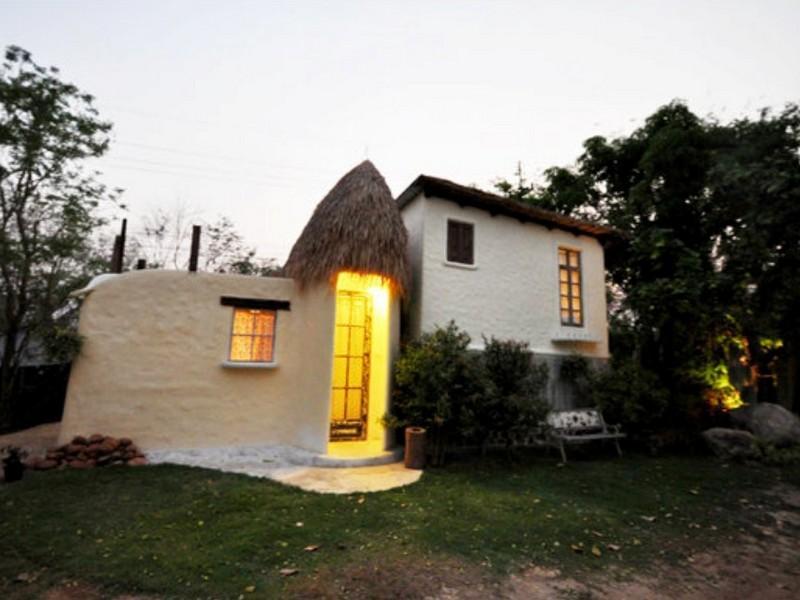 Ngoại cảnh khách sạn