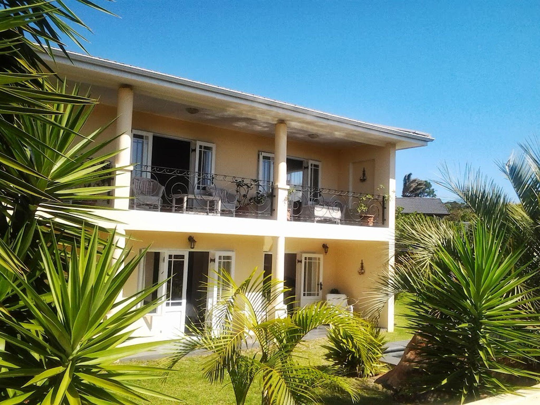 Ngoại cảnh khách sạn