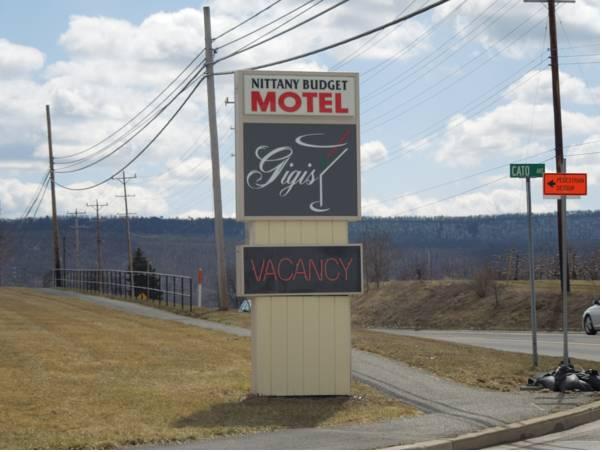 Ngoại cảnh khách sạn