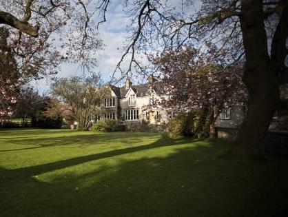 Ngoại cảnh khách sạn