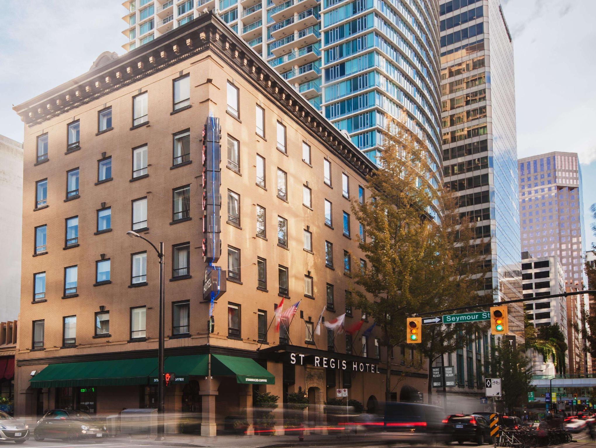 Ngoại cảnh khách sạn