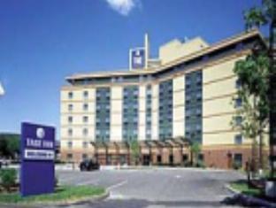 Ngoại cảnh khách sạn