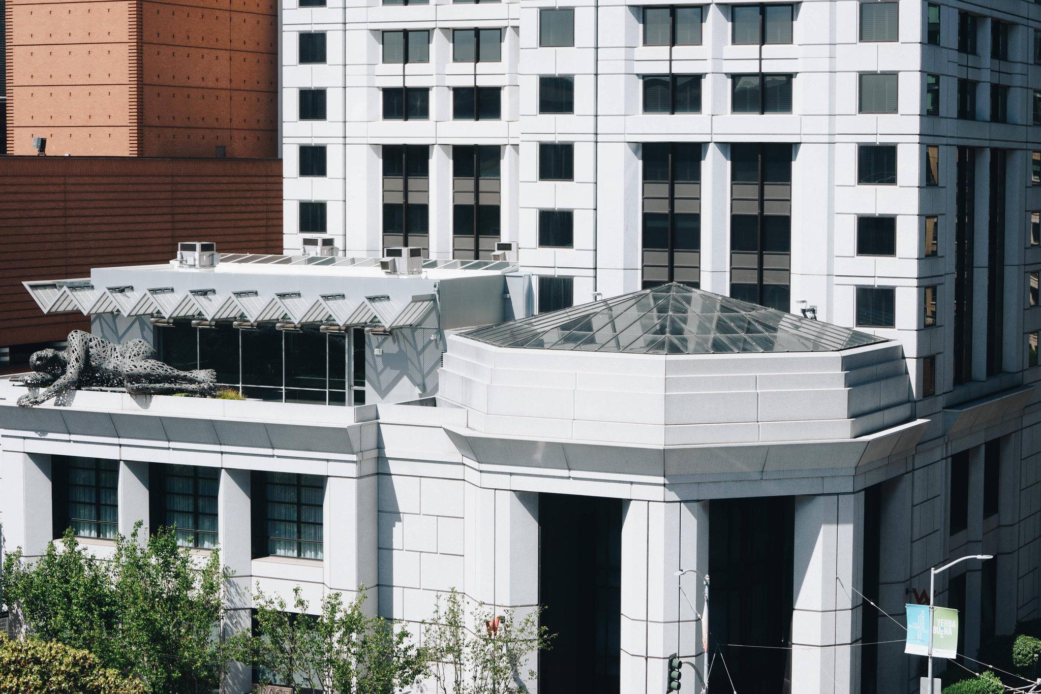 Ngoại cảnh khách sạn