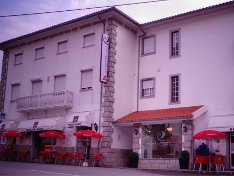 Ngoại cảnh khách sạn