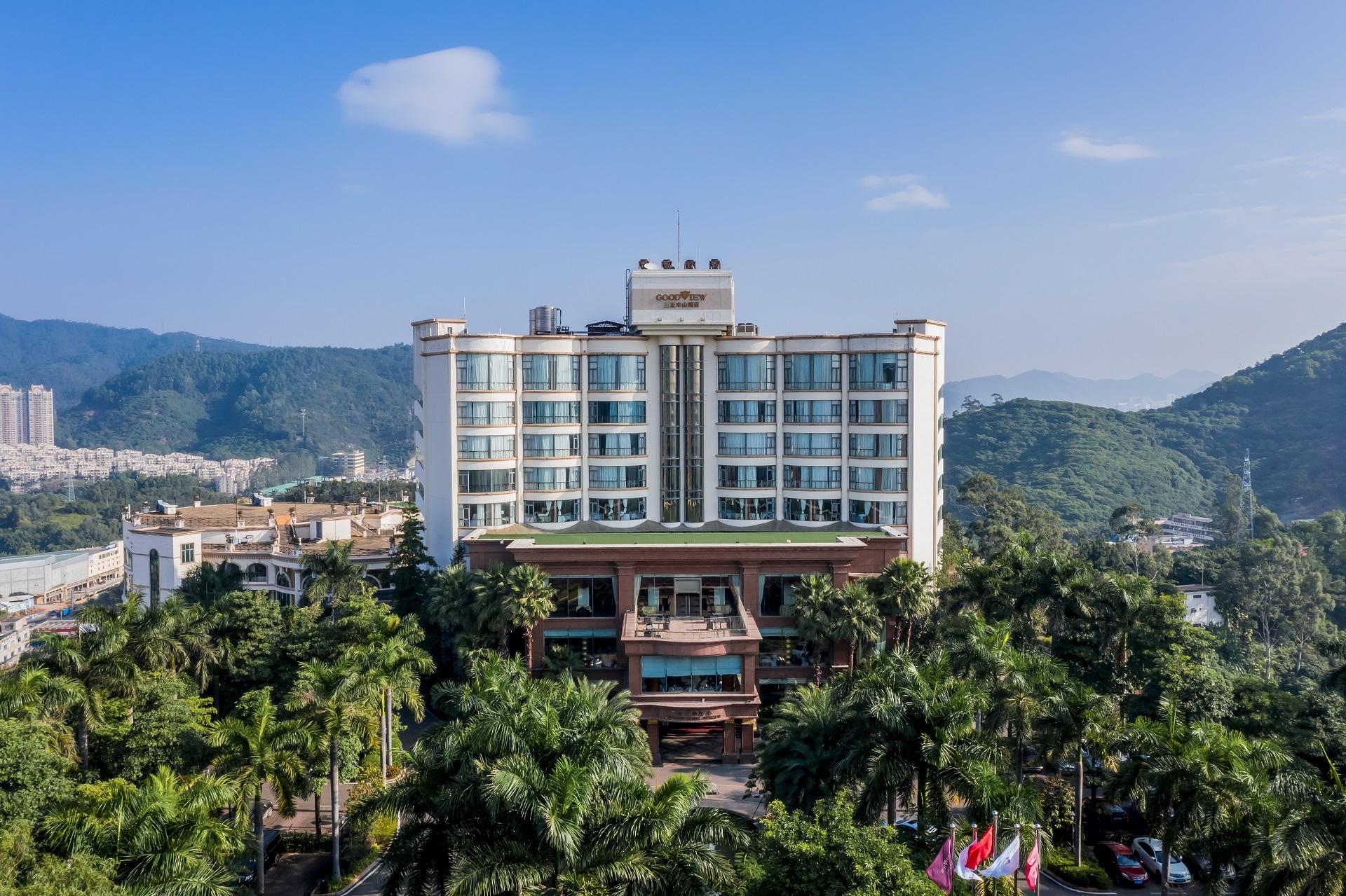 Ngoại cảnh khách sạn