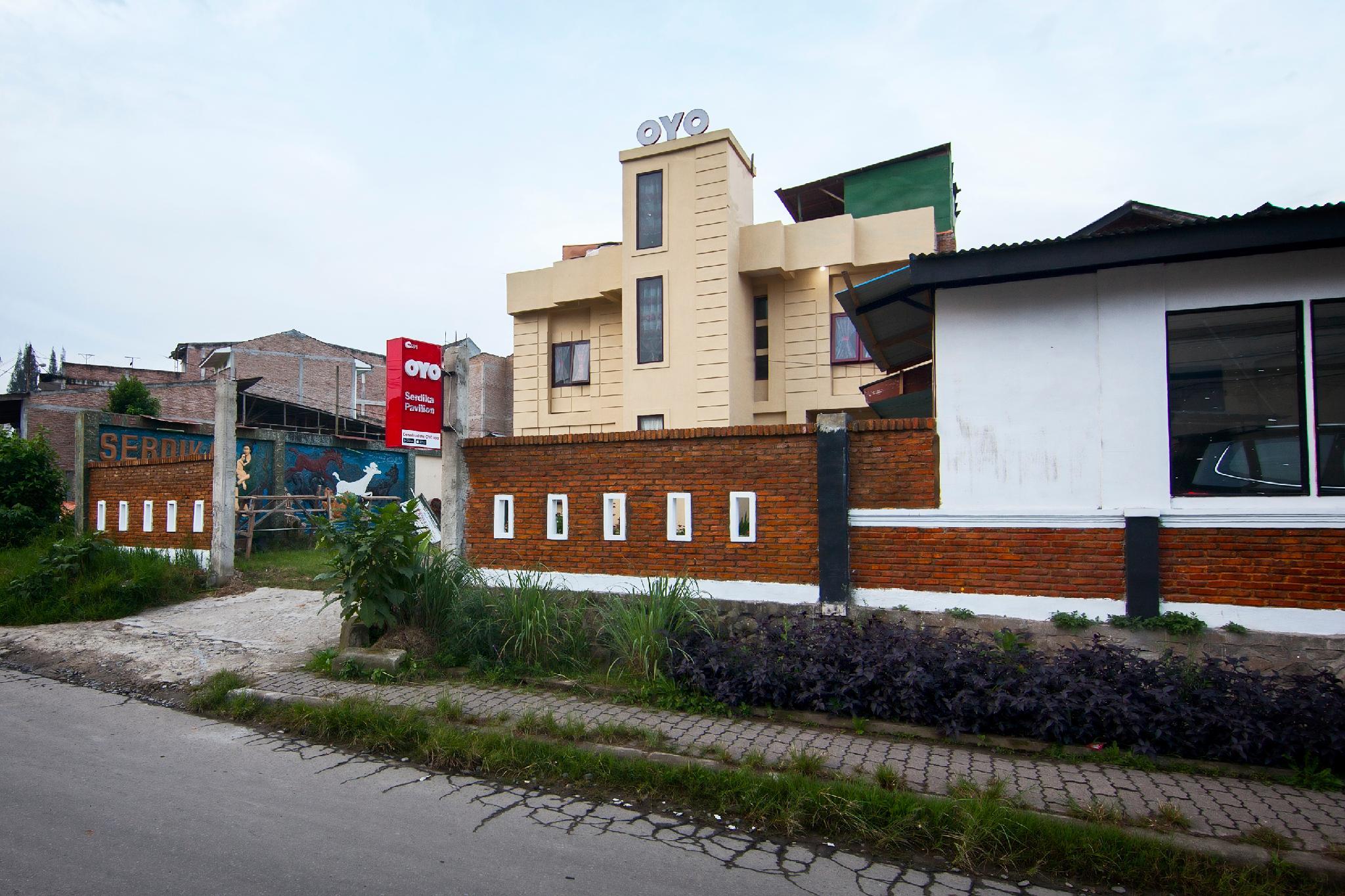 Ngoại cảnh khách sạn