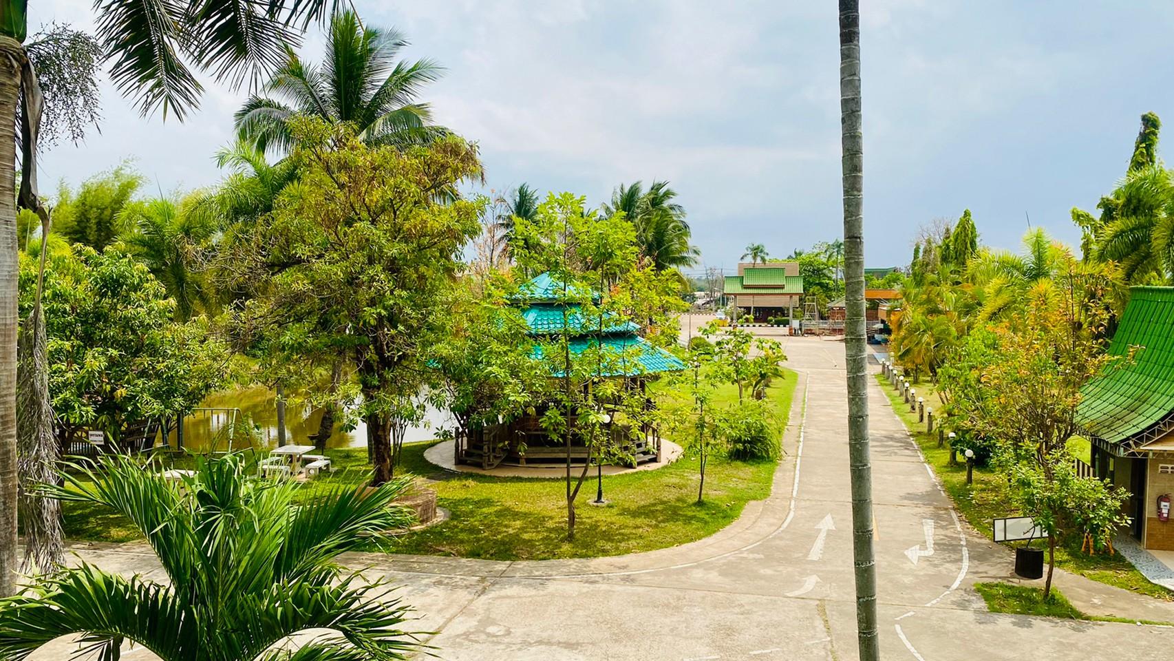 Ngoại cảnh khách sạn