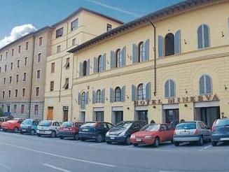 Ngoại cảnh khách sạn