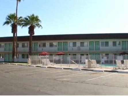 Ngoại cảnh khách sạn