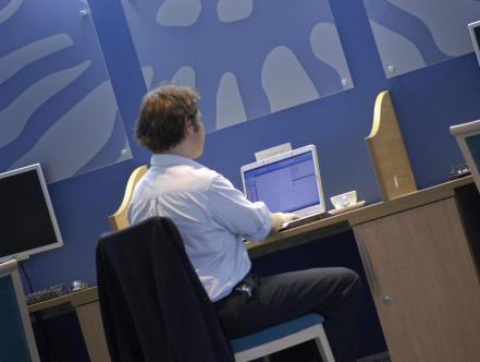 Trung tâm hội nghị