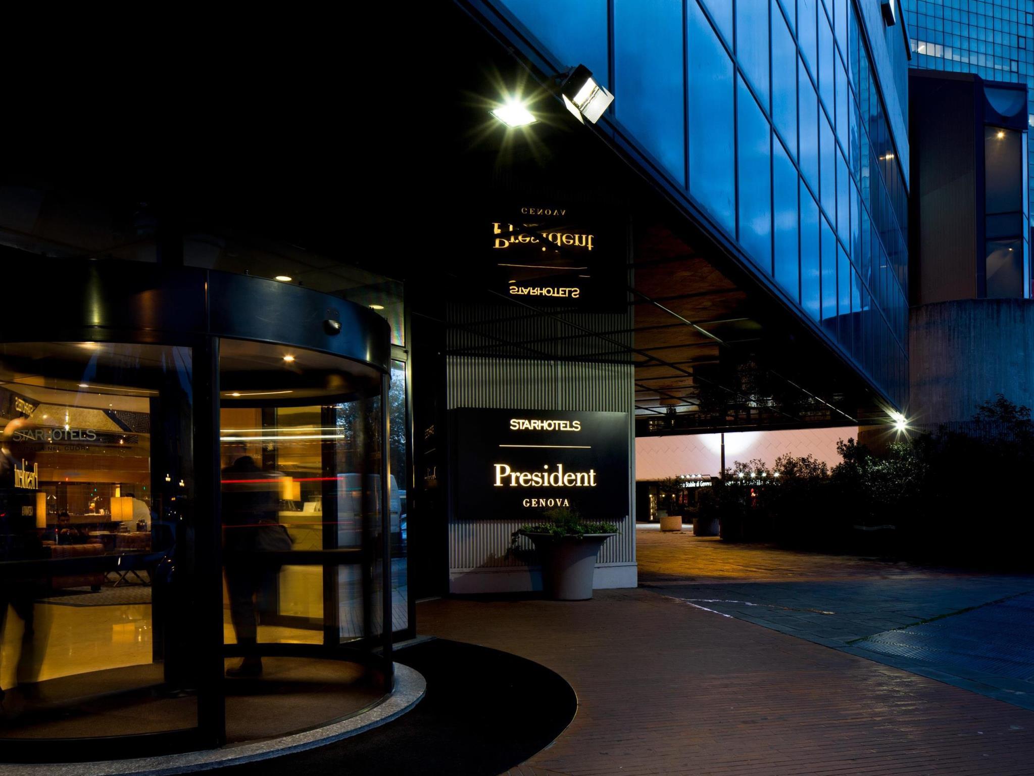 Ngoại cảnh khách sạn