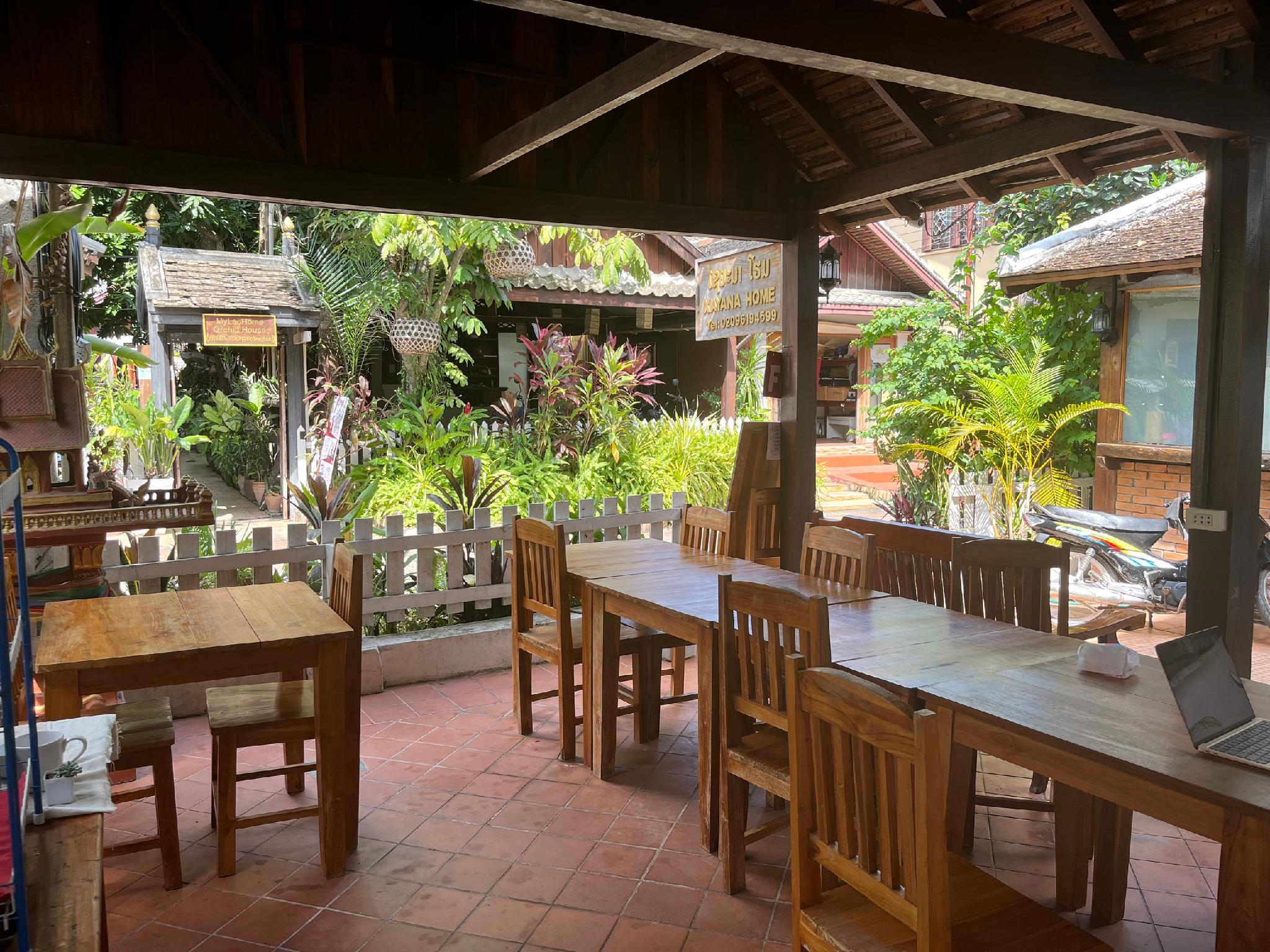 Ban công/sân hiên