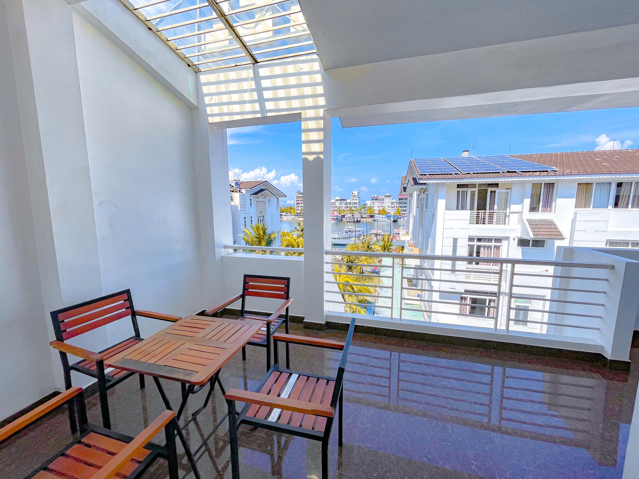 Ban công/sân hiên