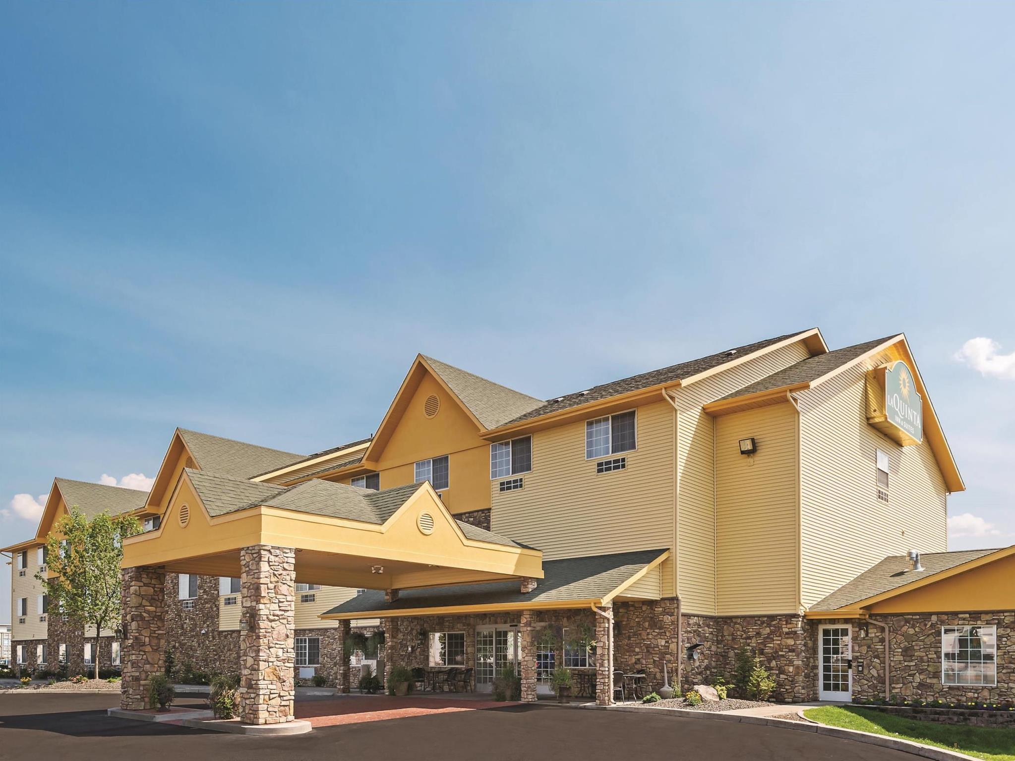 Ngoại cảnh khách sạn