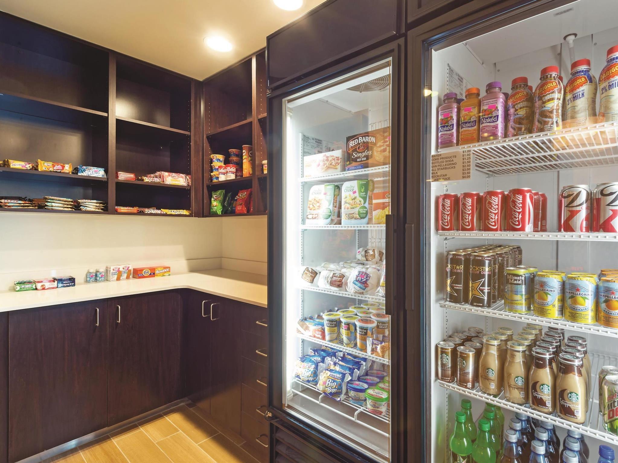 Đồ ăn và thức uống