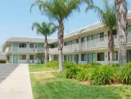 Ngoại cảnh khách sạn