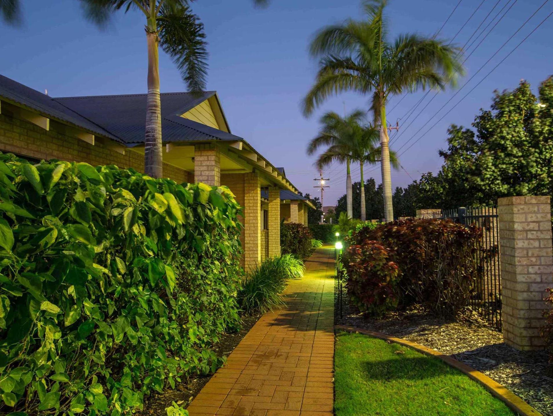 Ngoại cảnh khách sạn