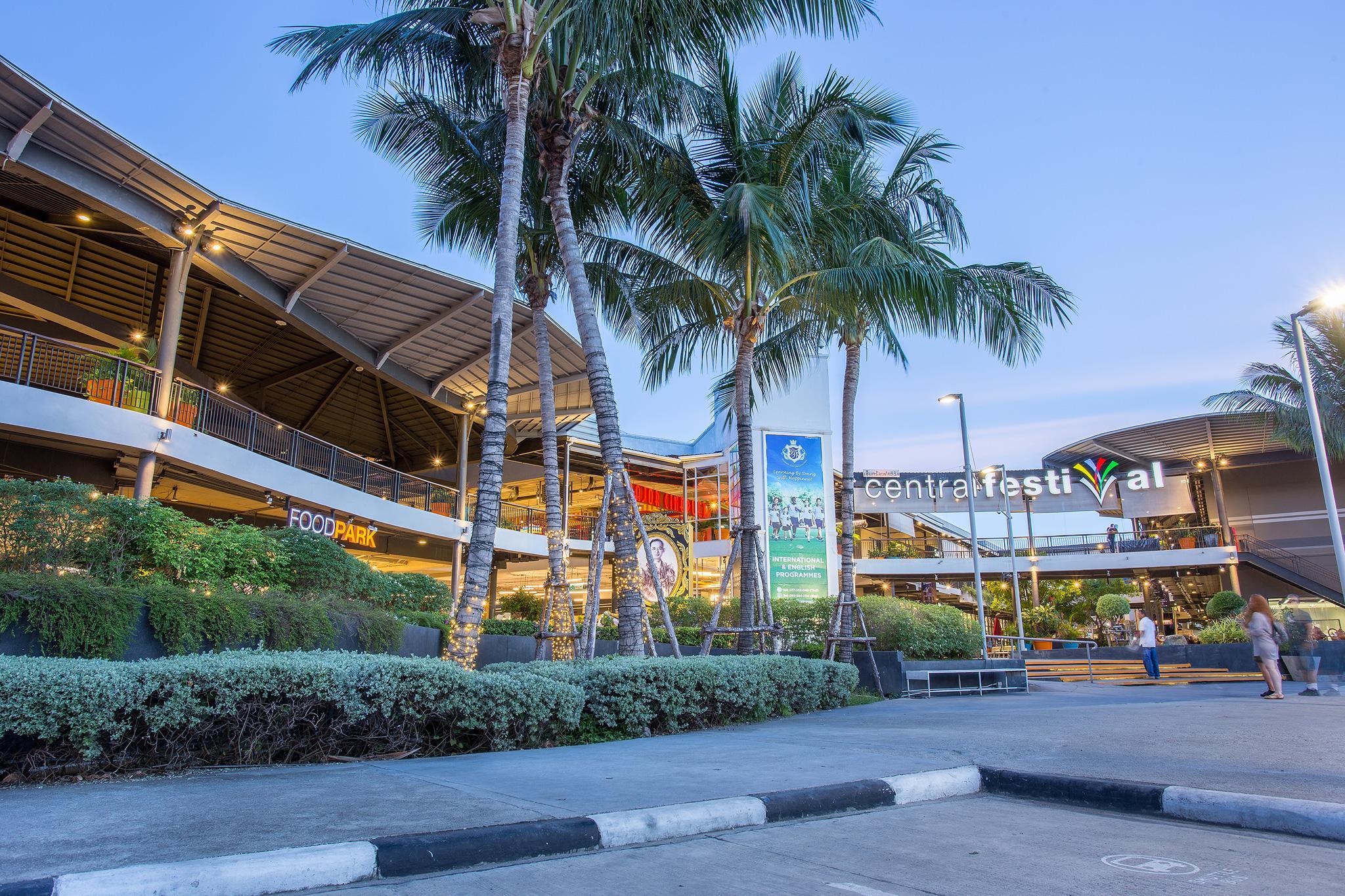 Nơi tham quan gần đây