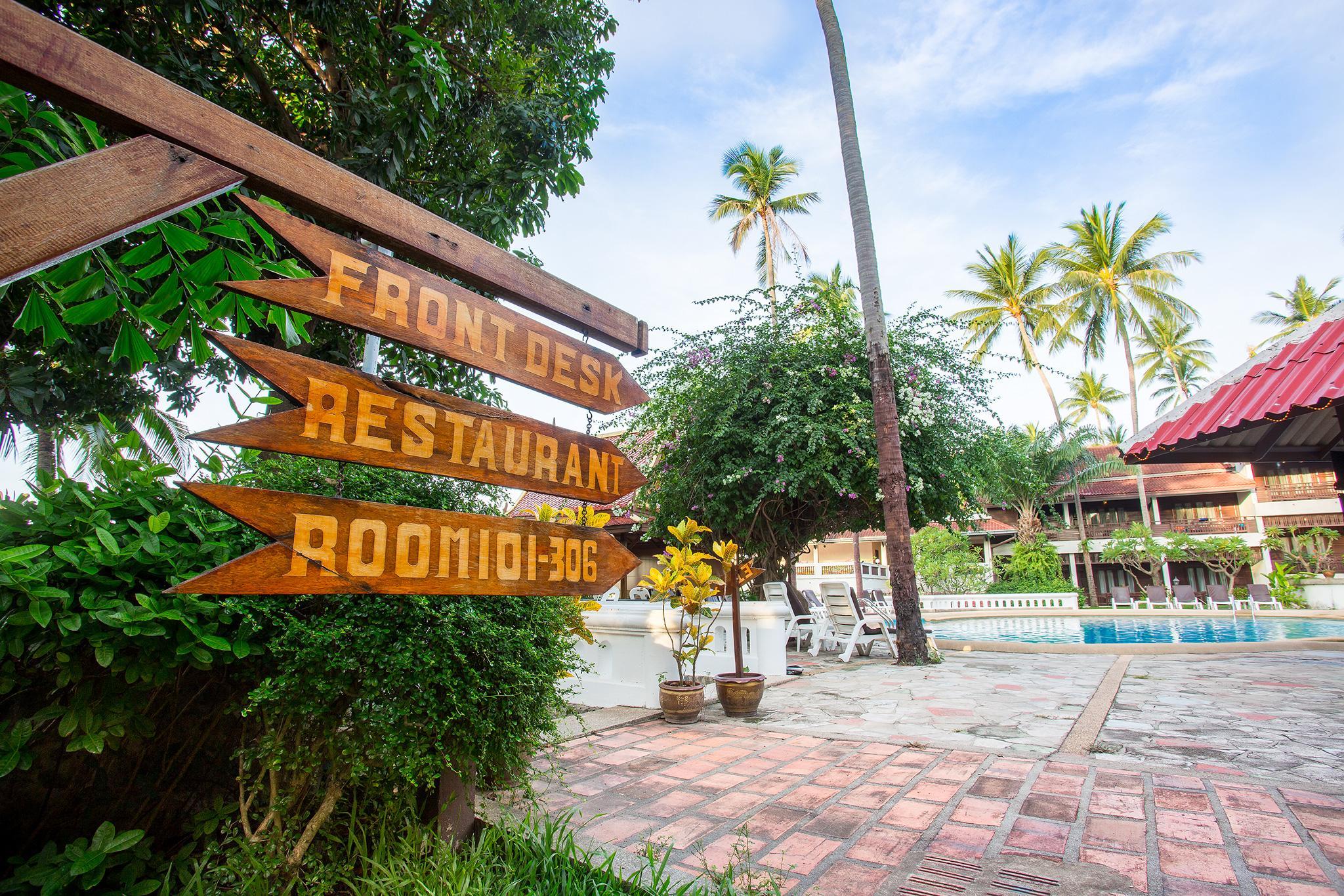 Ngoại cảnh khách sạn