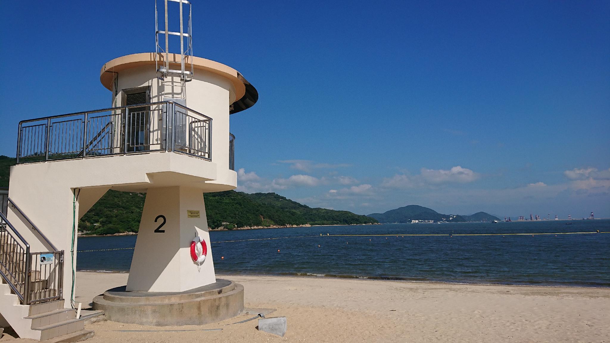 Nơi tham quan gần đây