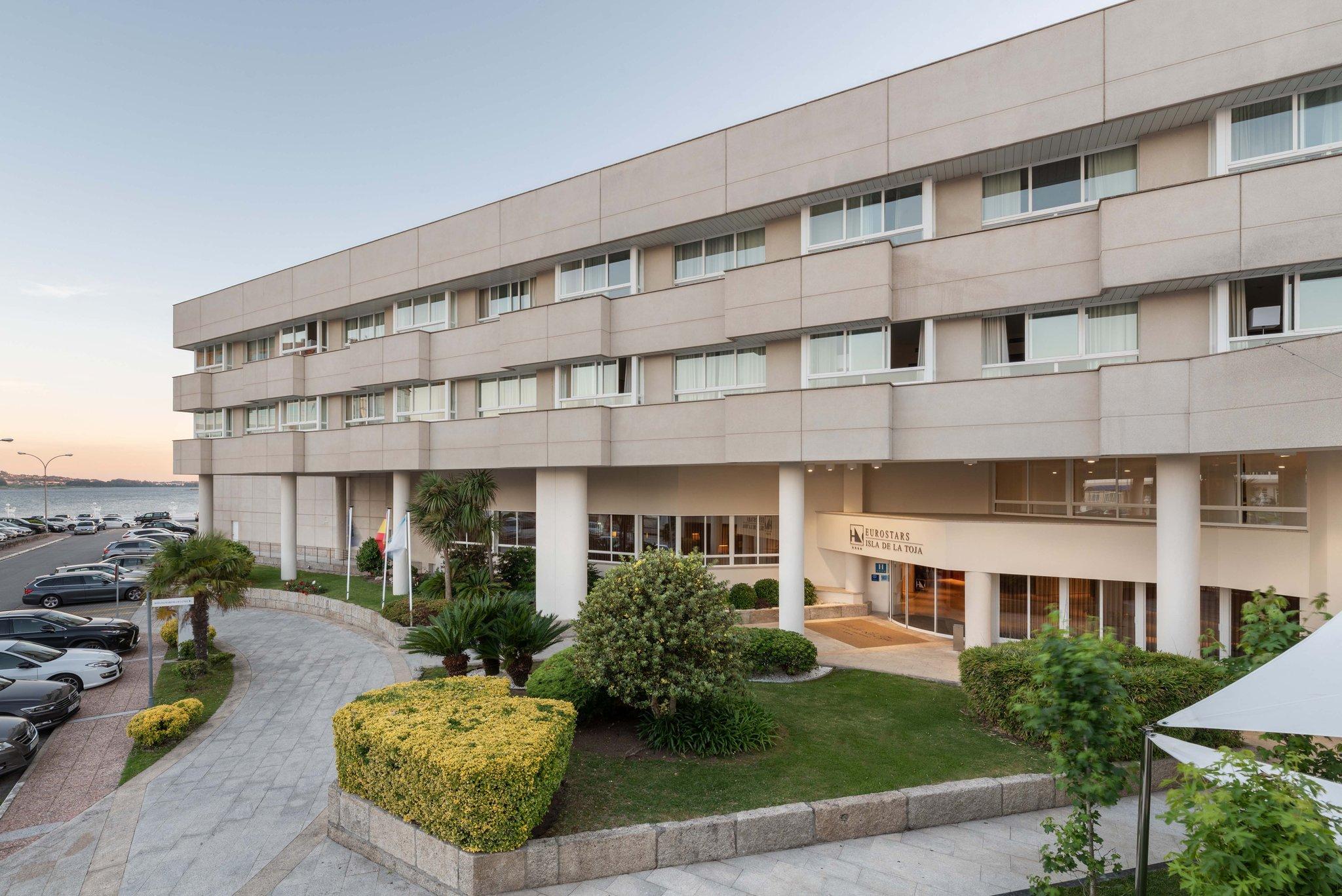 Ngoại cảnh khách sạn