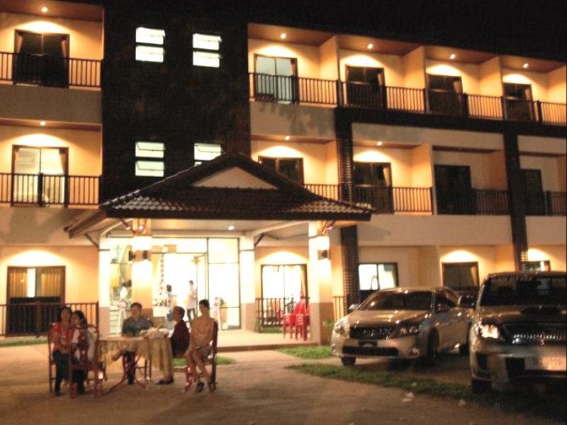 Ngoại cảnh khách sạn