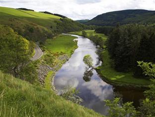 Khu vực xung quanh