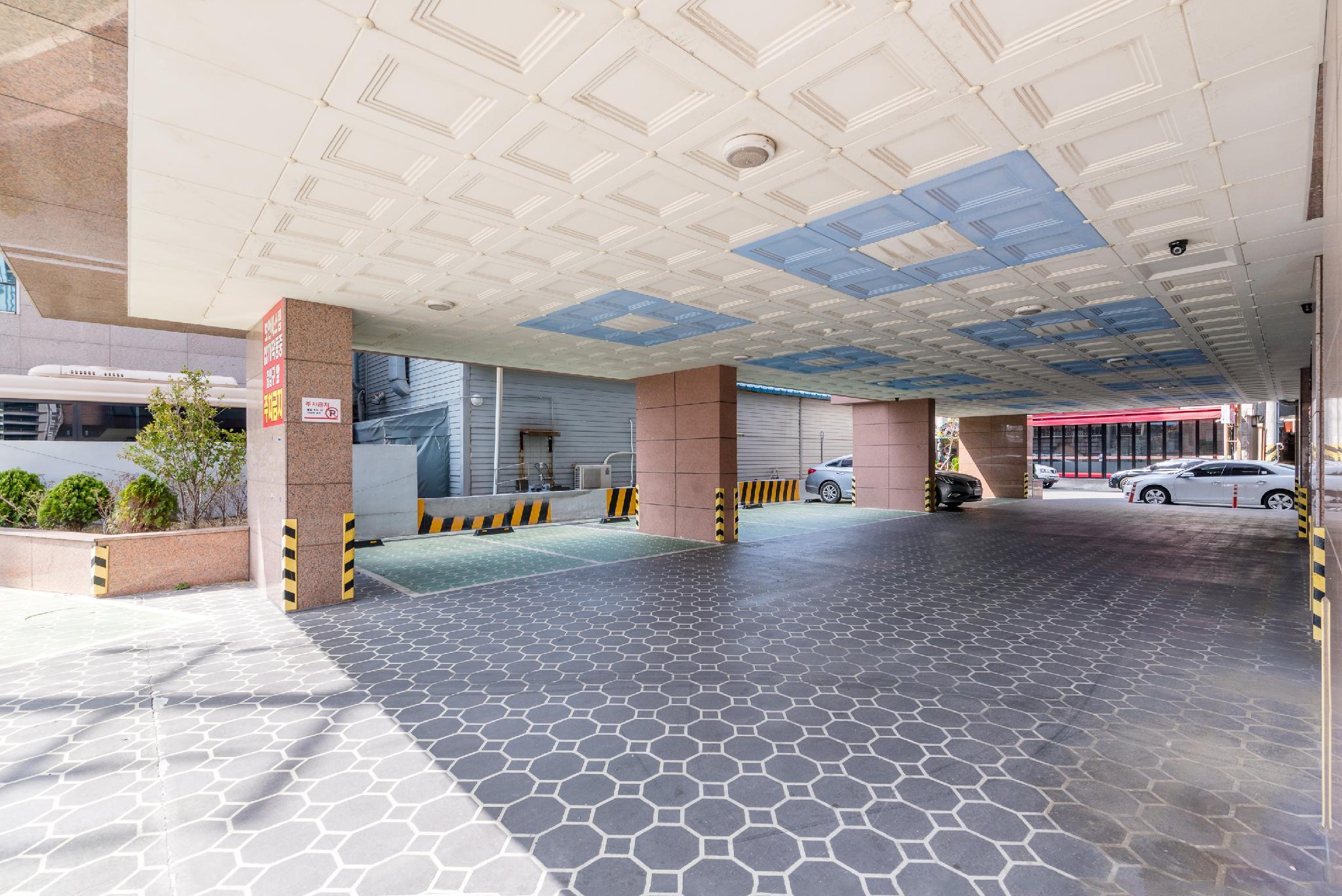 Ngoại cảnh khách sạn