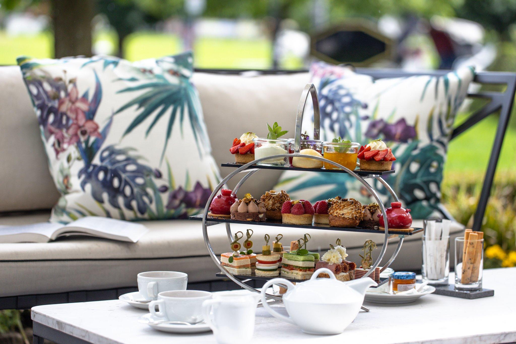 Đồ ăn và thức uống